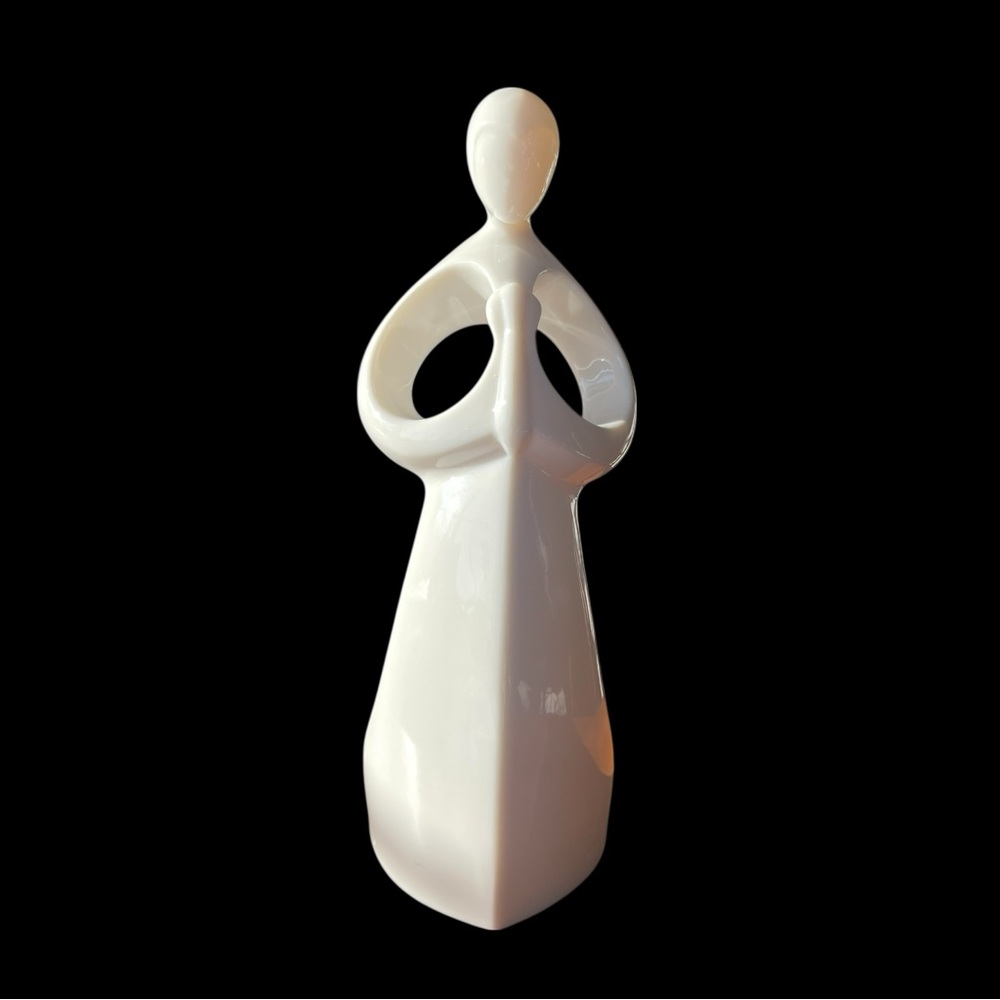 Circle of Love “Faithfulness” Figurine Vtg Kim Lawrence Enesco 2001 Porcelain - Picture 2 of 7